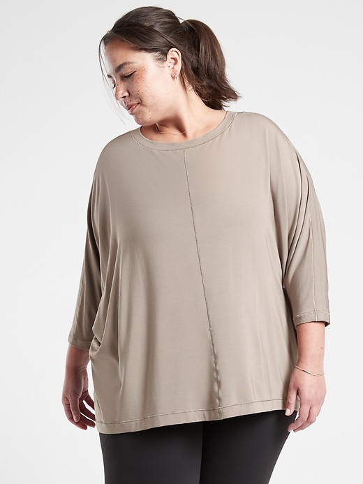 Image number 4 showing, Relaxed Weekender Top