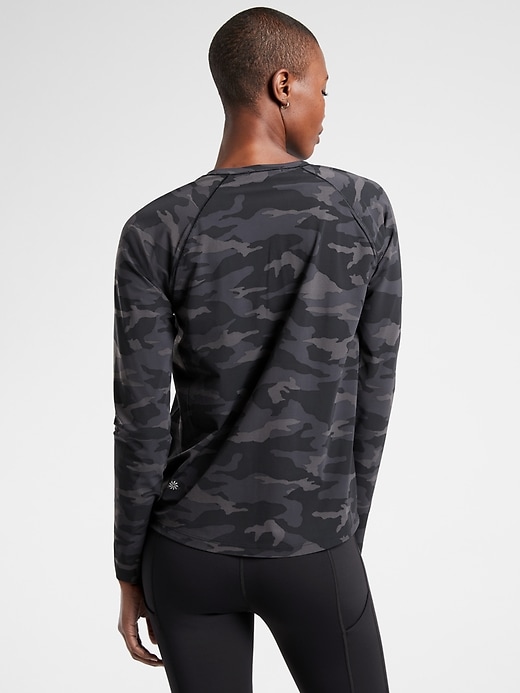 Image number 2 showing, Ultimate Camo Train Top