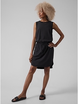 Travel Dresses | Athleta