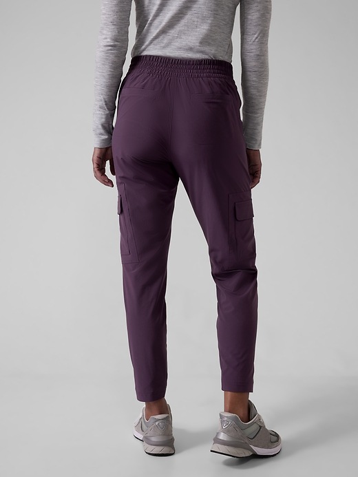 Athleta chelsea cargo lined pant Clearance
