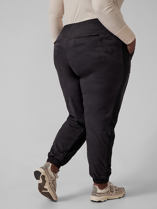 brooklyn lined jogger