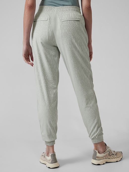 Brooklyn Lined Textured Jogger