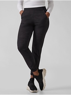 athleta joggers petite