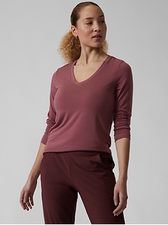 Essential V-Neck Top | Athleta