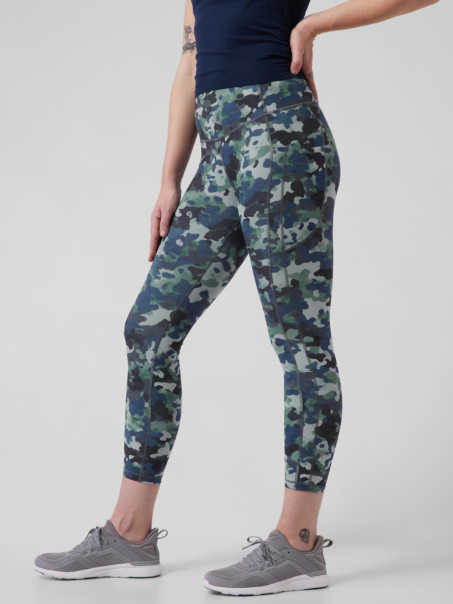 Ultimate Stash II 7/8 Tight | Athleta