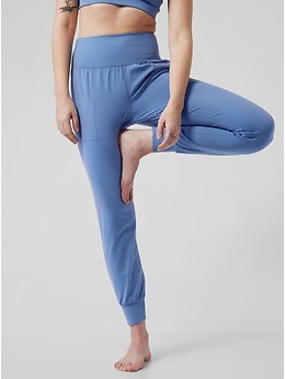 Plus Size Yoga Pants | Athleta
