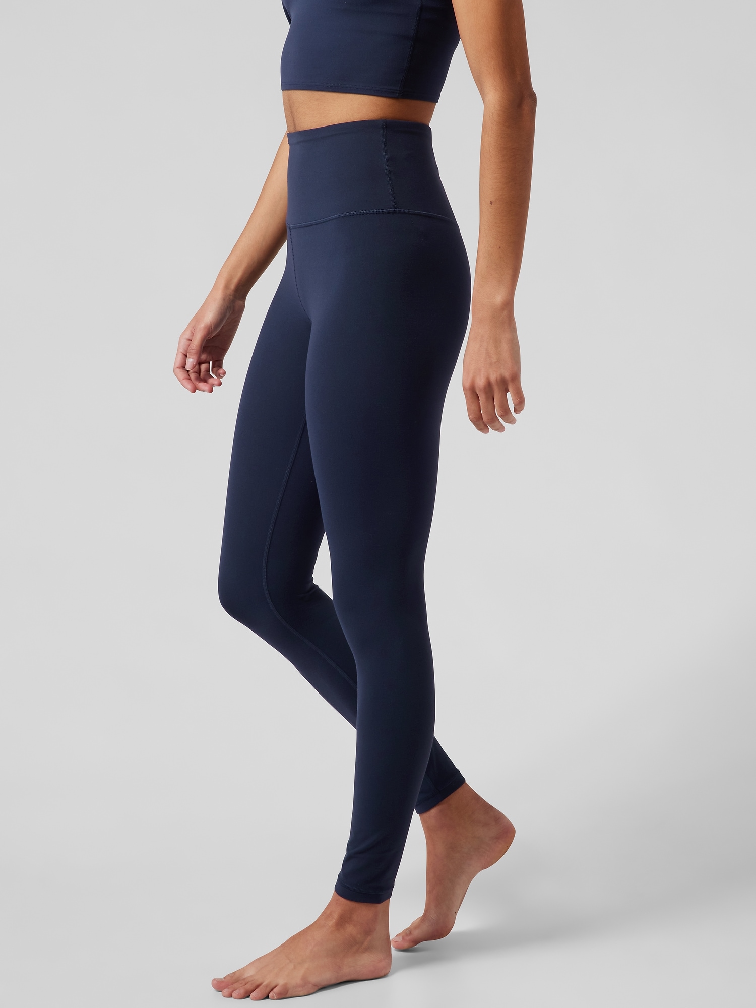Details about   Athleta Power Up 7/8 Tight in Black Size XS 