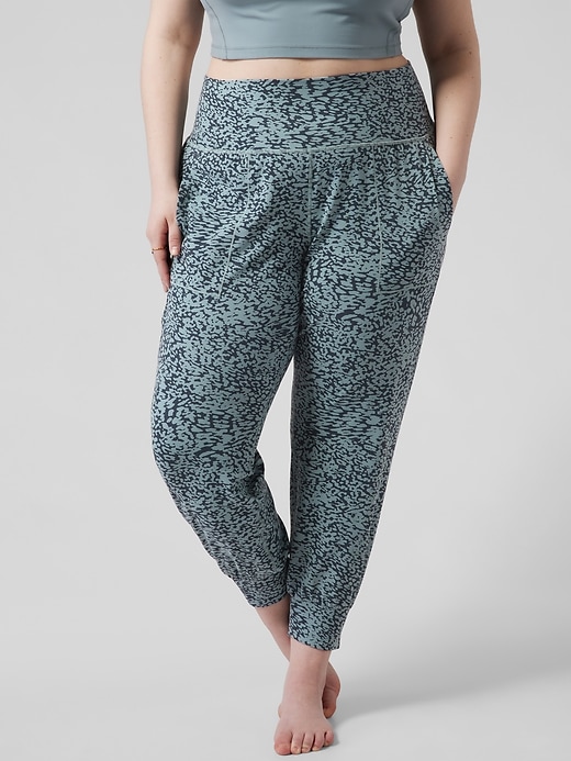 athleta powervita jogger