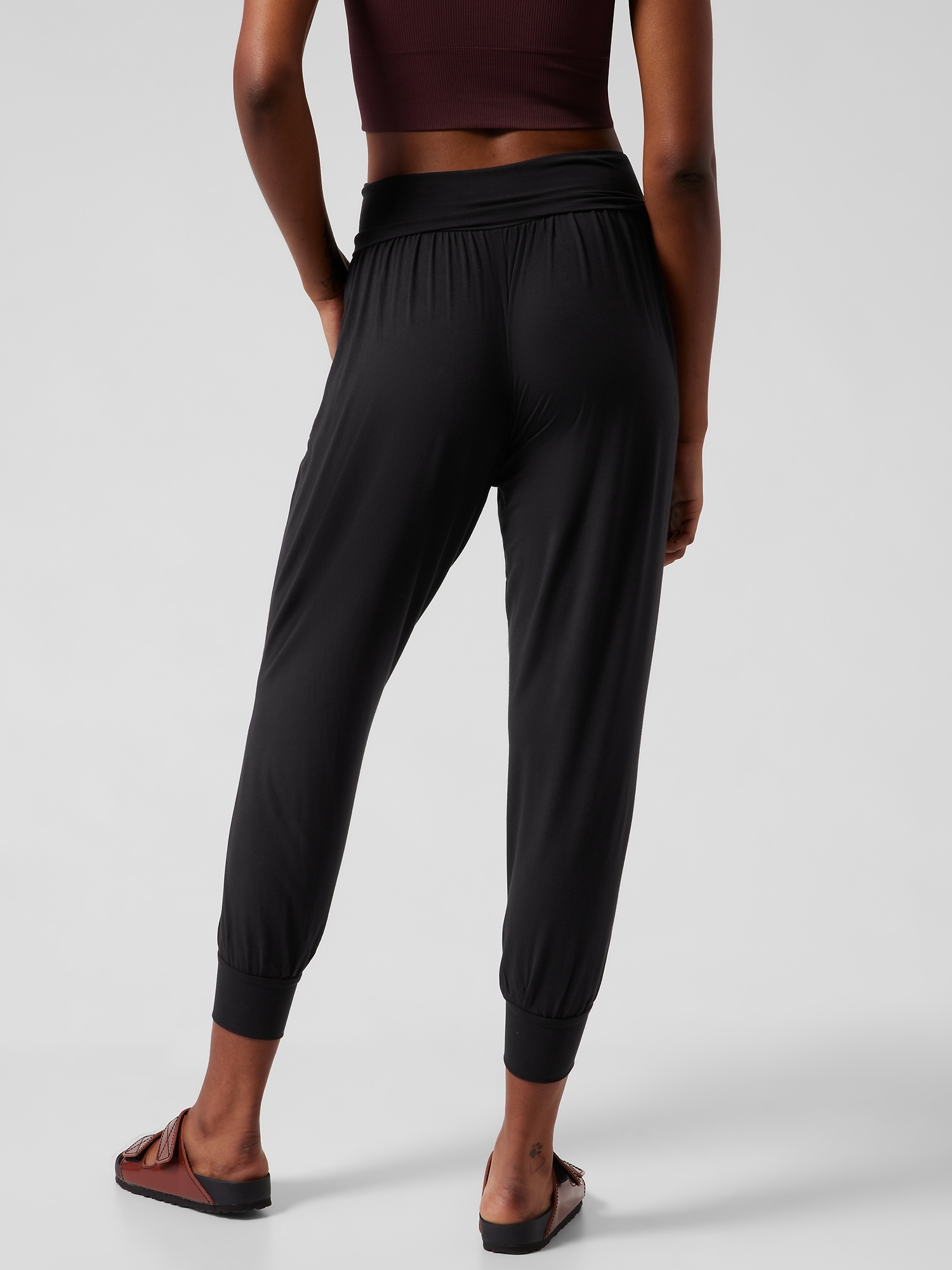 studio ladies joggers