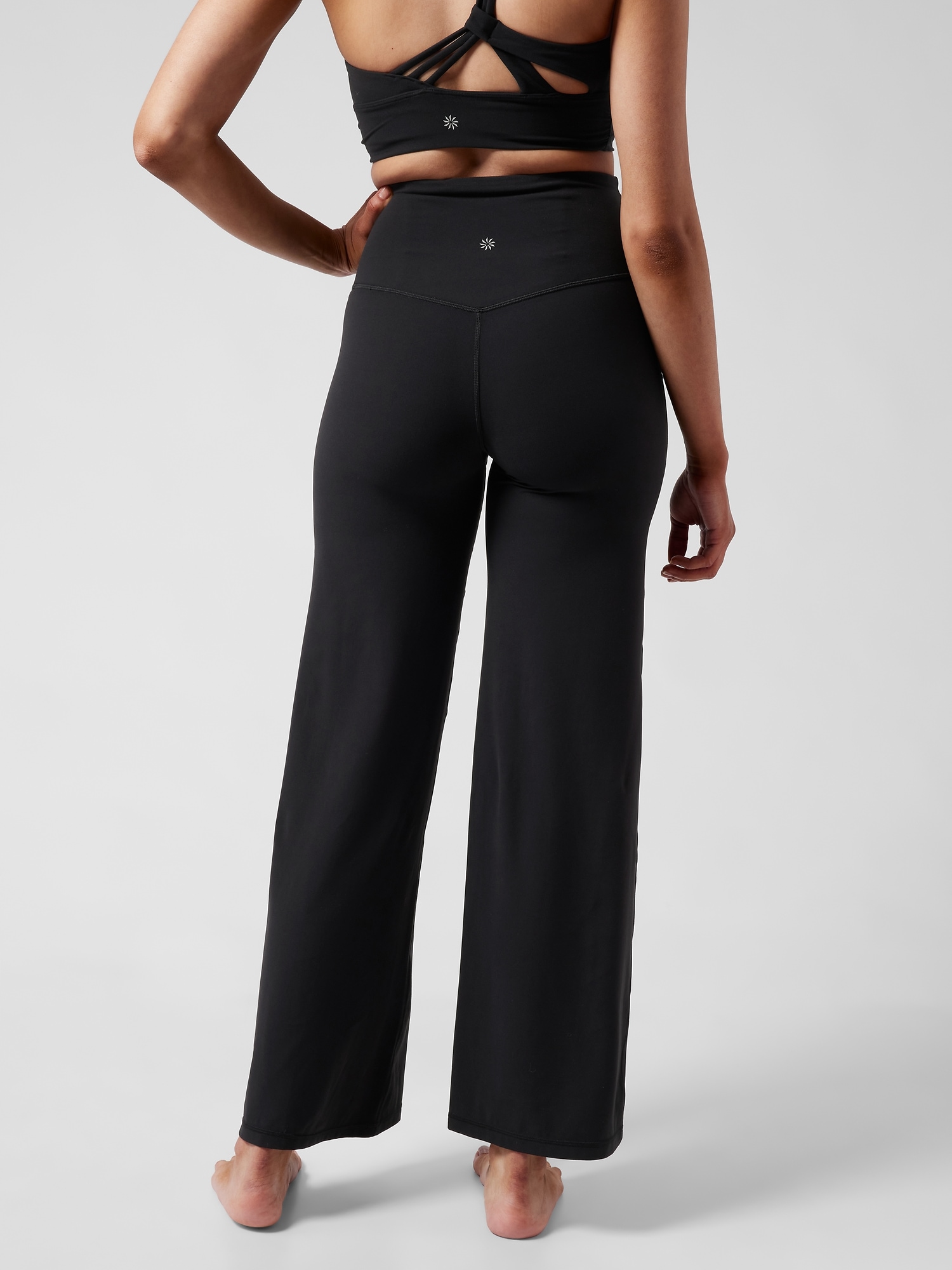 Athleta MT M TALL Delancey Flare Pant Black Fitted Flared Pants, Travel  Work NWT