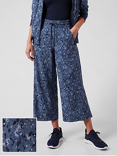 Avenue Wide Leg Crop Pant | Athleta
