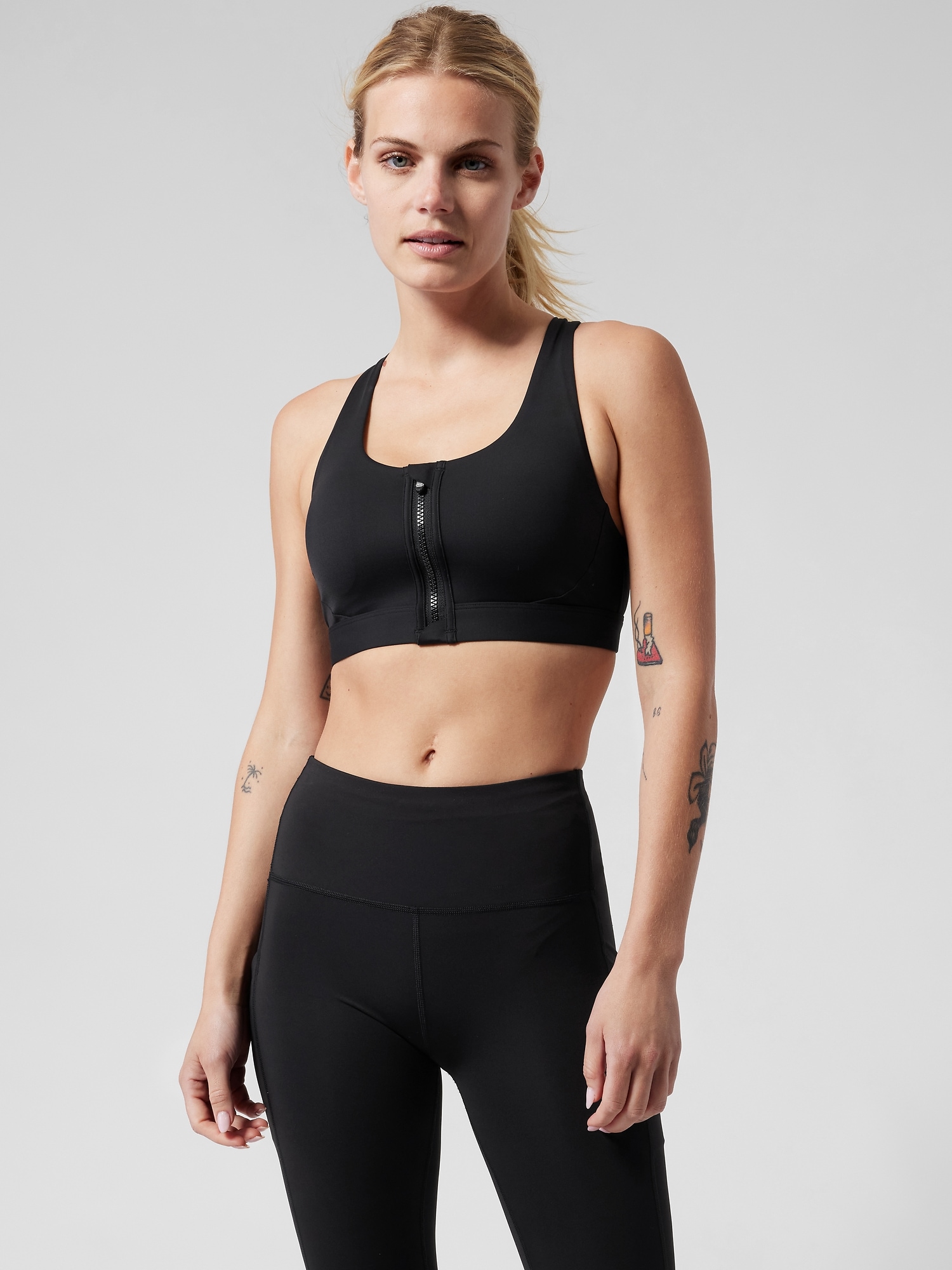 Athleta Ultimate Zip Front Bra A&#45C black. 1