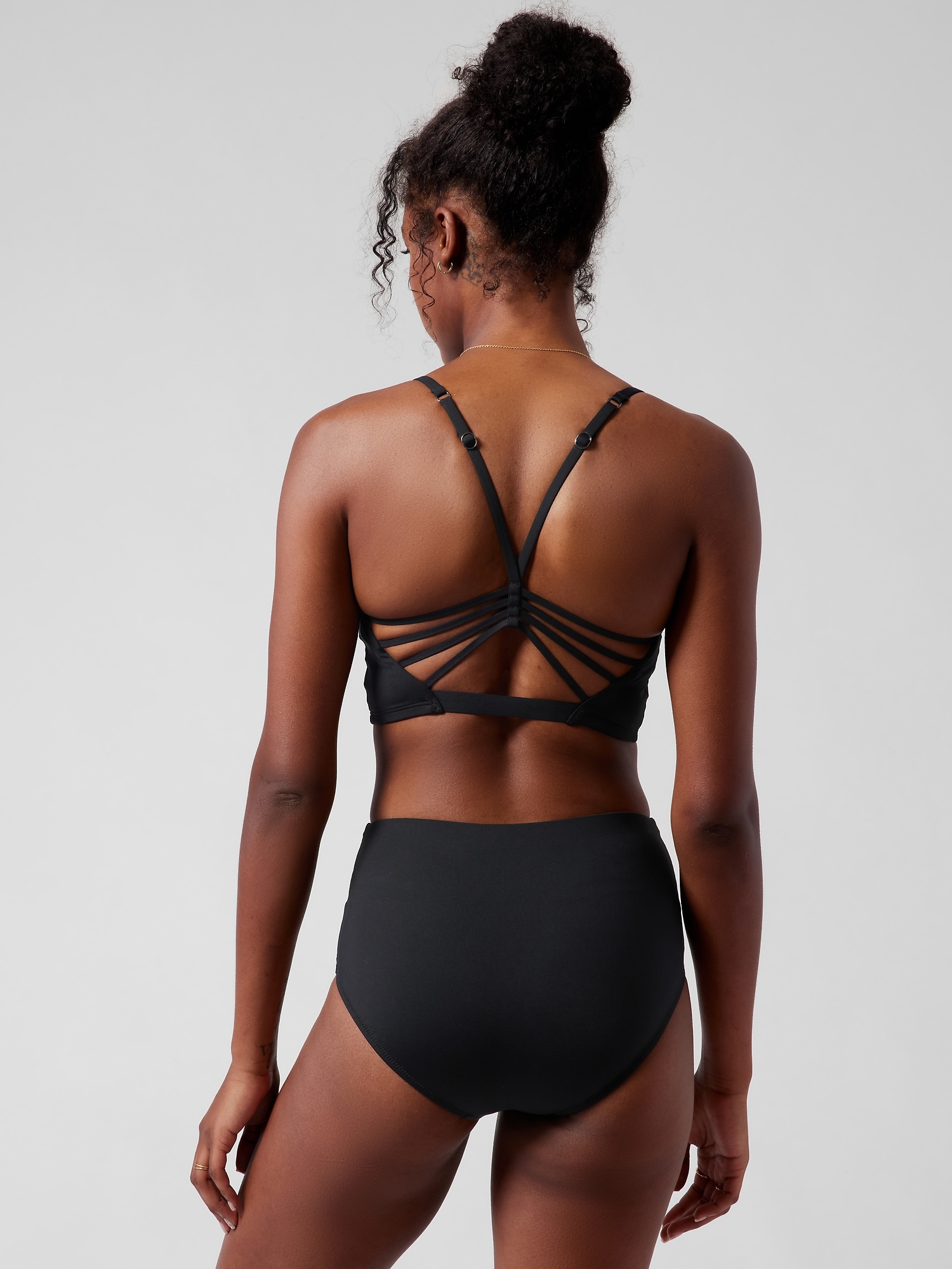 Athleta Ventura Crop Bikini Top D&#45DD black. 1