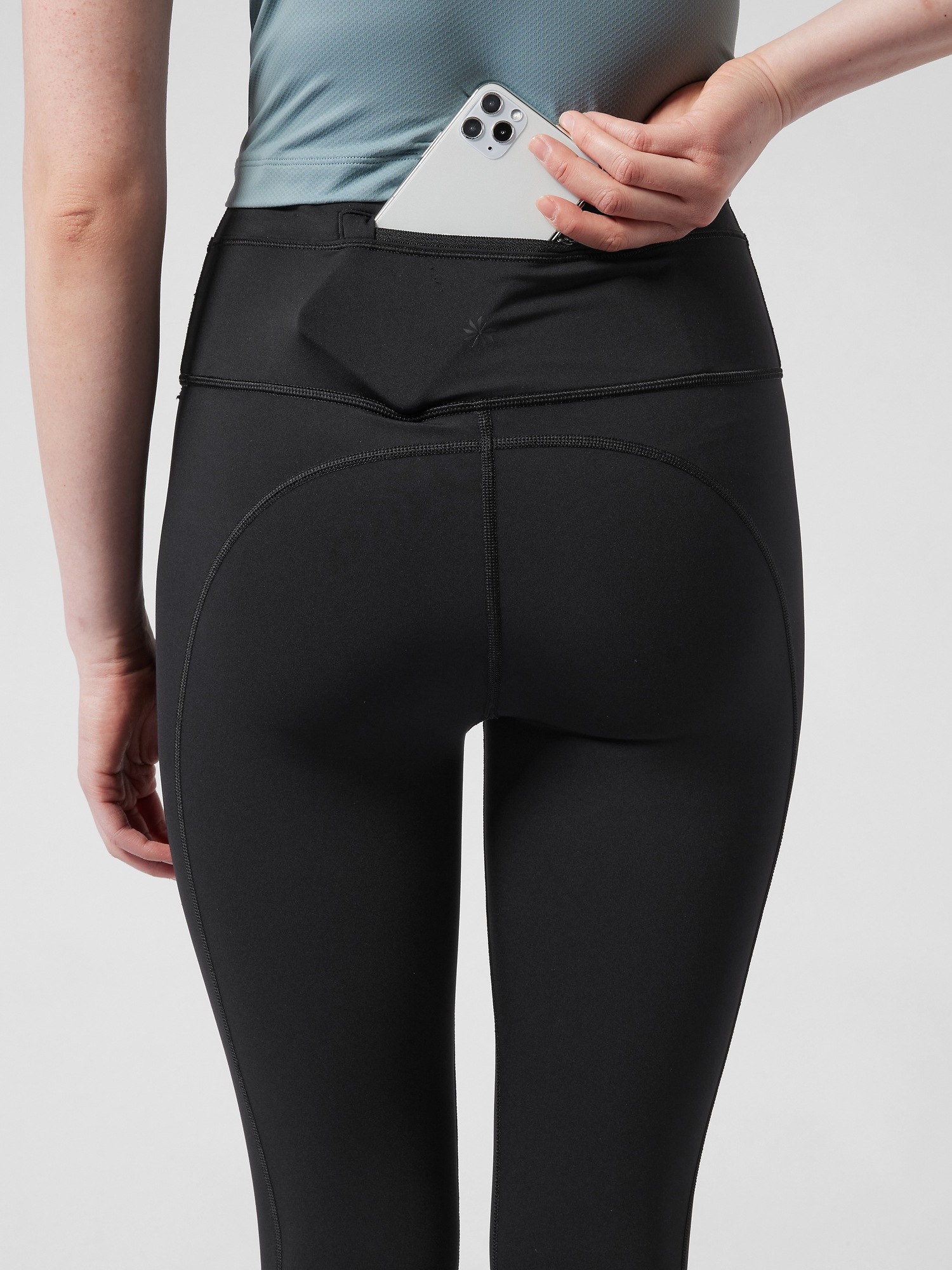 Accelerate Crop Athleta