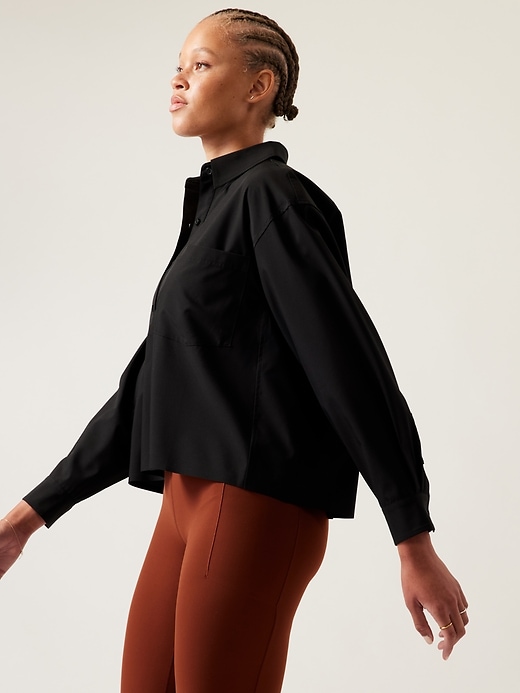 Image number 6 showing, Cropped Stretch Tech Top