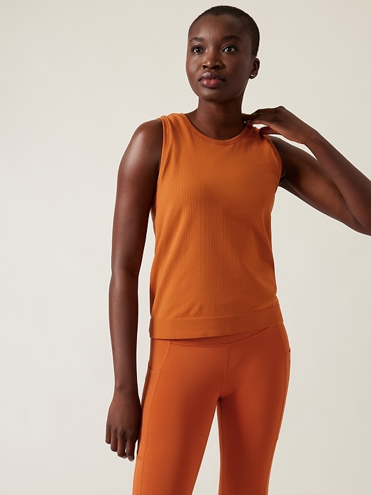 Athleta In Motion Seamless Tank. 5