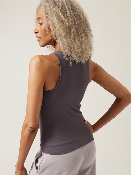2 of 8 showing, with the color Dusk Violet of product Aurora Seamless Tank