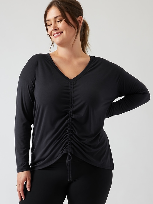 Image number 4 showing, Crossover Ruched Top