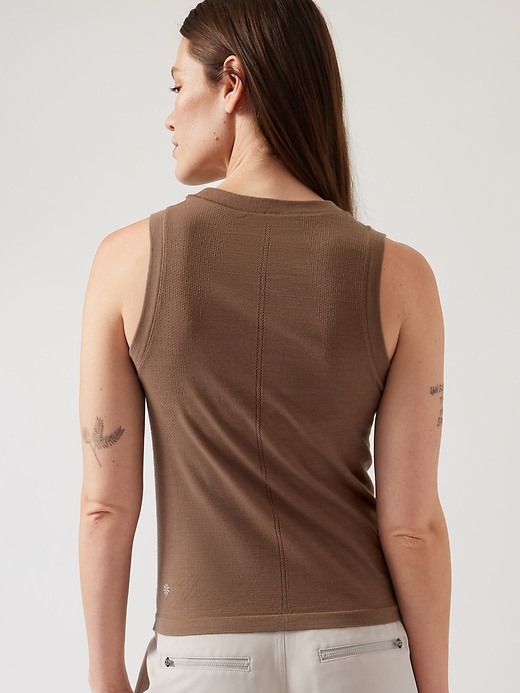 2 of 8 showing, with the color Rustic Beige of product Ascent Seamless Tank