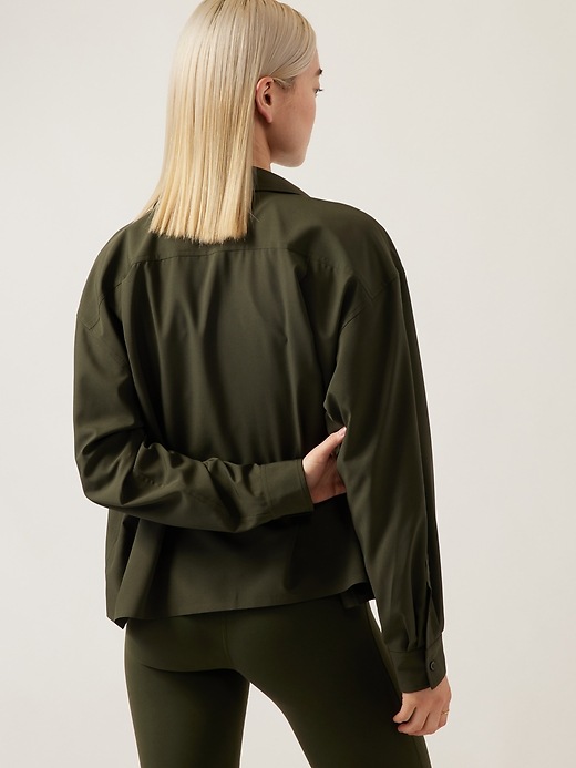 Image number 5 showing, Cropped Stretch Tech Top