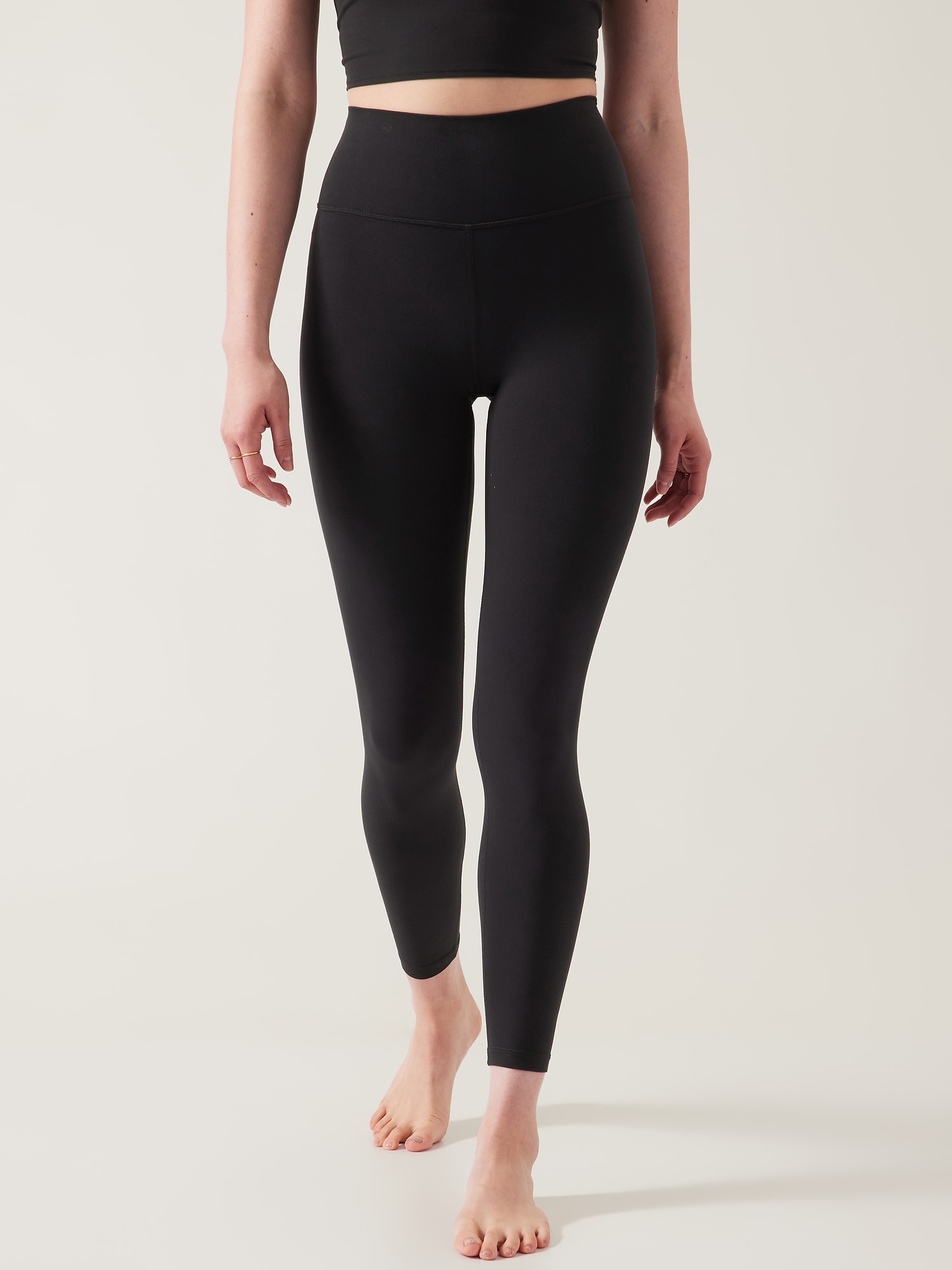 Aerie Chill high waisted legging review: Are they better than Lululemon? -  Reviewed