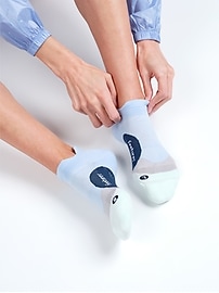 Image number 2 showing, Elite Ultra Light No Show Tab Sock by Feetures®