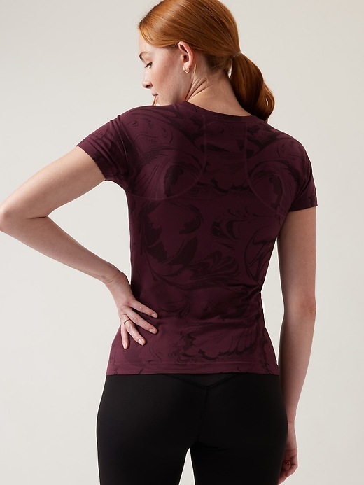 Image number 3 showing, Momentum Seamless Tee