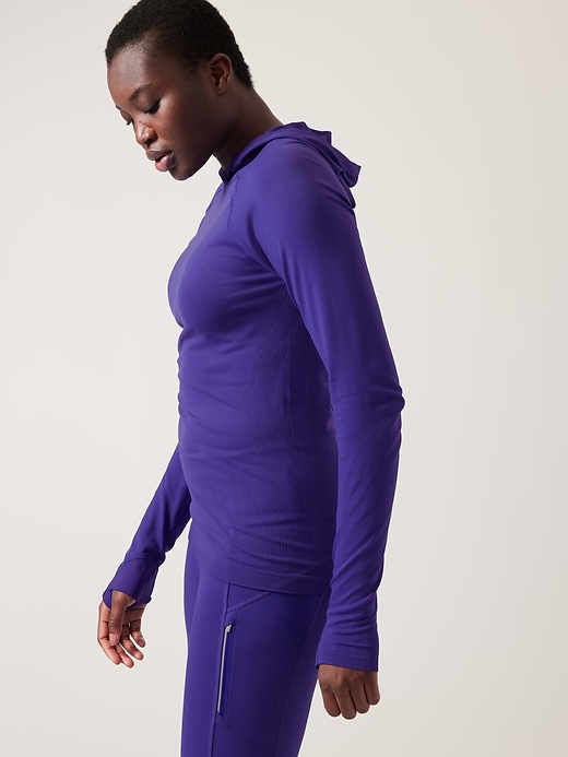 Image number 4 showing, Momentum Seamless Hoodie