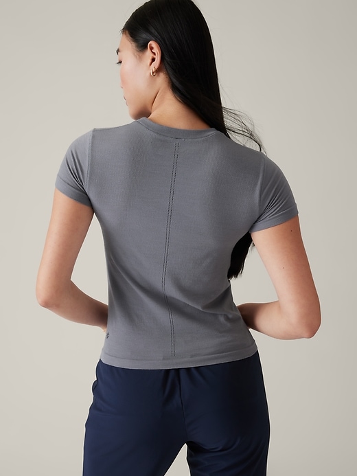 2 of 8 showing, with the color Coastline Blue of product Ascent Seamless Tee