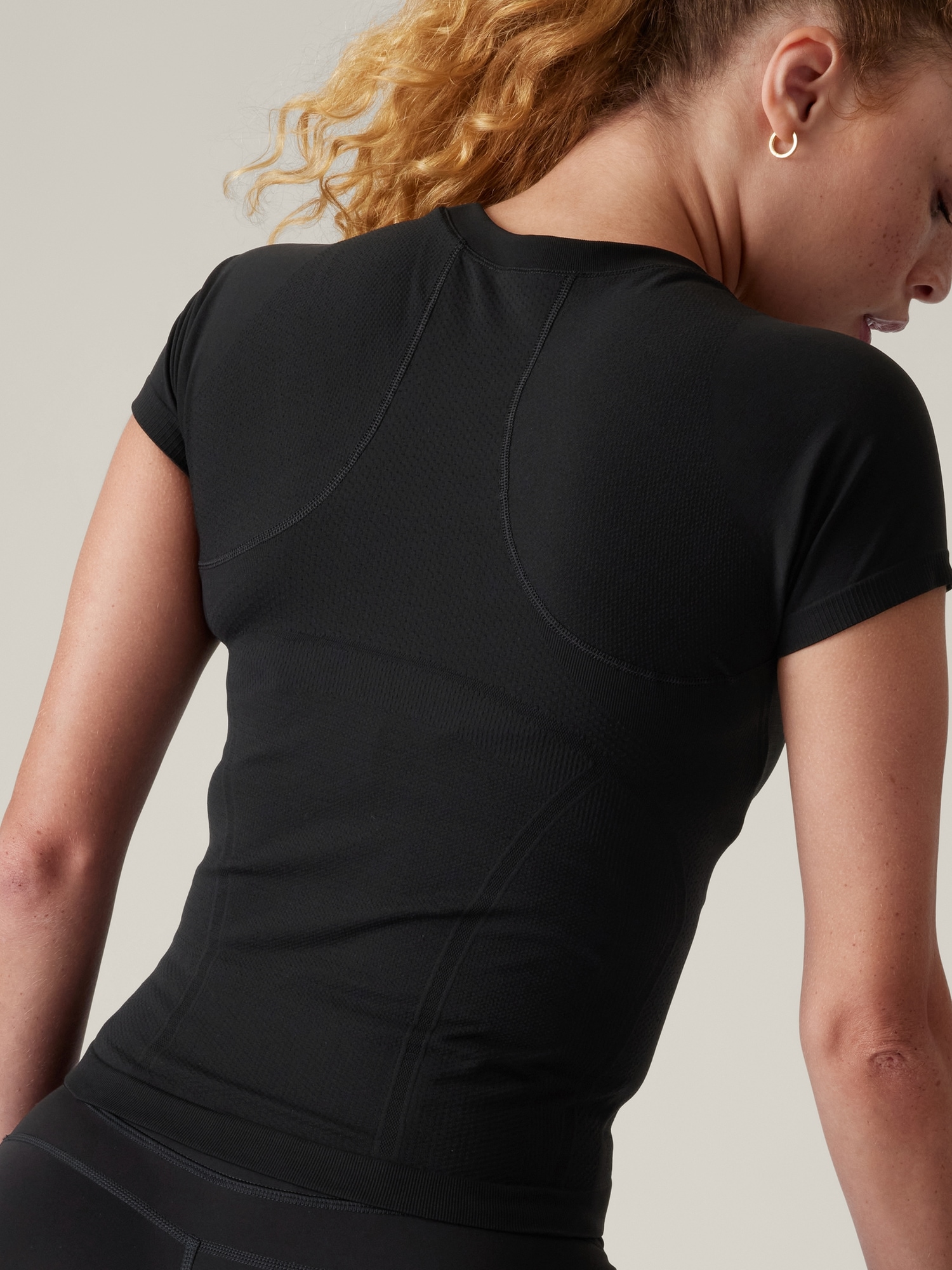 NINQ Women's Compression Shirts Compression Long Sleeve Yoga