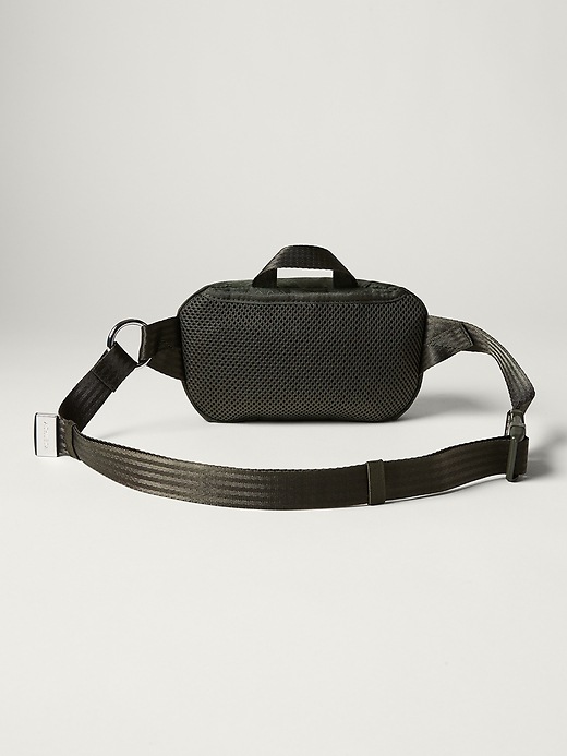 Excursion Crossbody Belt Bag | Athleta display picture 2