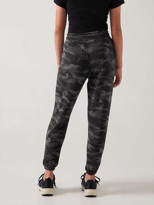 Image number 2 showing, Athleta Girl Warm Up Jogger