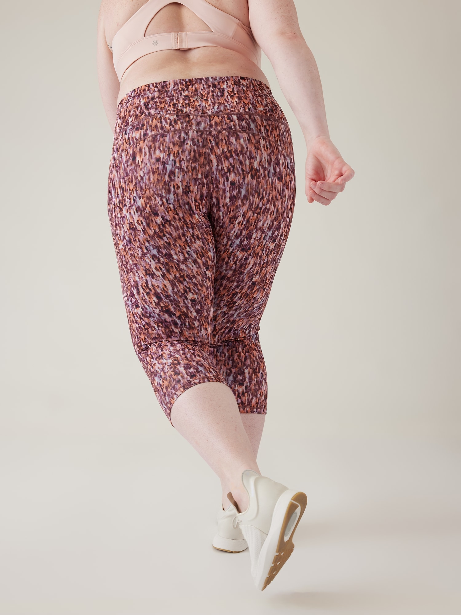 cheap outlet USA sale Athleta SALUTATION STASH POCKET CAPRI 3/4