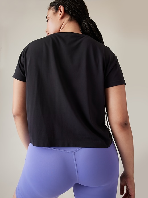 Image number 6 showing, Ether Seamless Tee