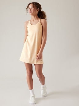 This Athleta Workout Dress Is Cute Enough For Everyday - The Mom Edit