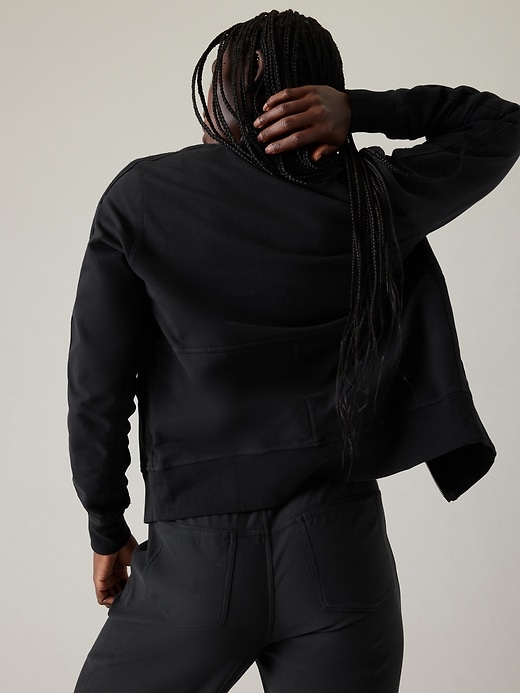 2 of 8 showing, with the color Black of product Farallon Jacket