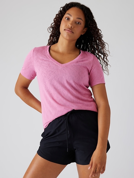 1 of 8 showing, with the color Maritima Pink of product Breezy Scoop V Tee