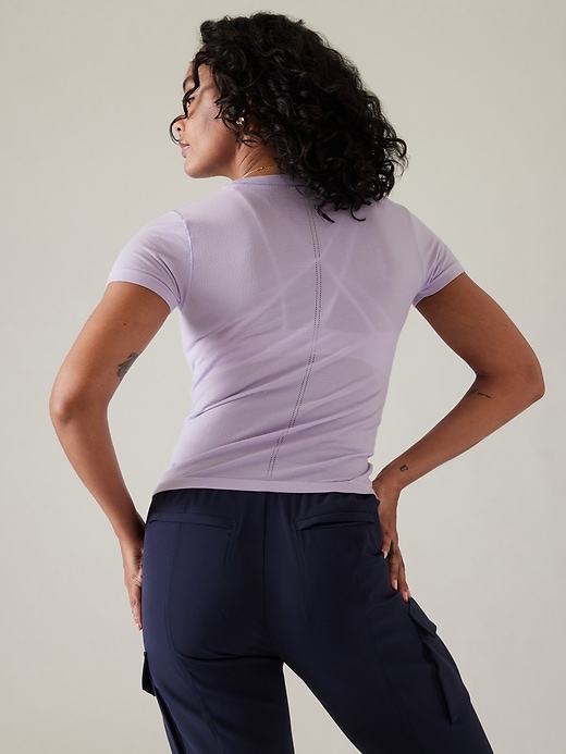 2 of 8 showing, with the color Oxalis Violet of product Ascent Seamless Tee