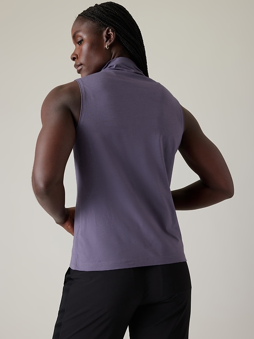 2 of 8 showing, with the color Nightfall Purple of product Outbound Tank