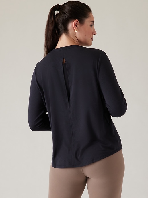 Image number 6 showing, With Ease Open Back Top