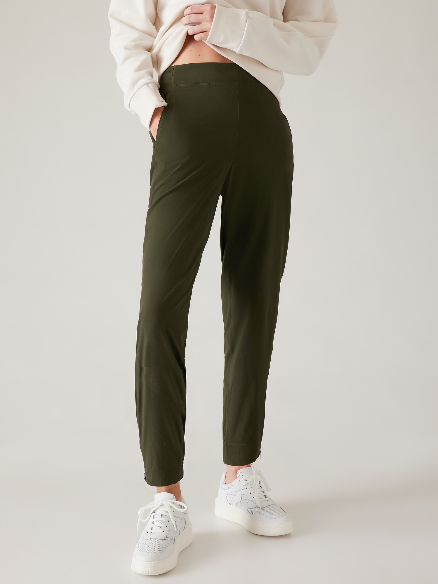 Athleta Brooklyn Heights High Rise Jogger In Aspen Olive