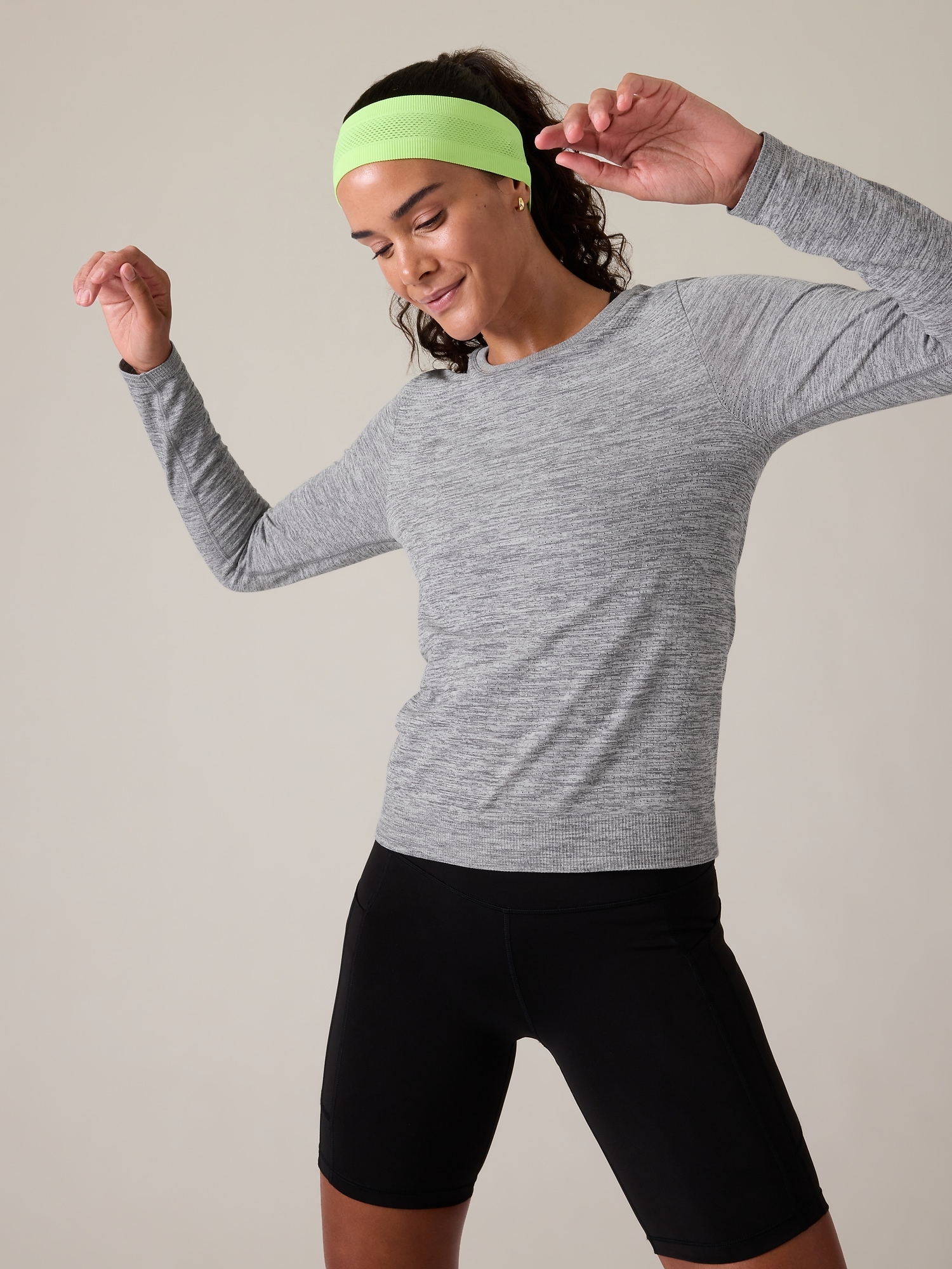 ALL IN MOTION WOMEN'S ACTIVE TOP Long Sleeve Thumb Hole WHITE
