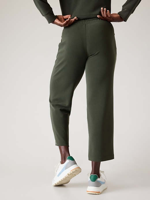 Image number 3 showing, Seasoft Straight Crop Pant
