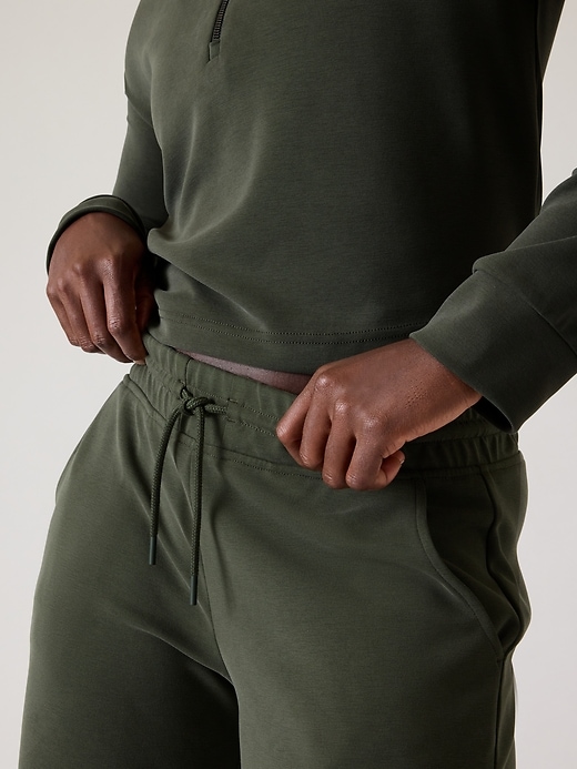 Image number 2 showing, Seasoft Straight Crop Pant