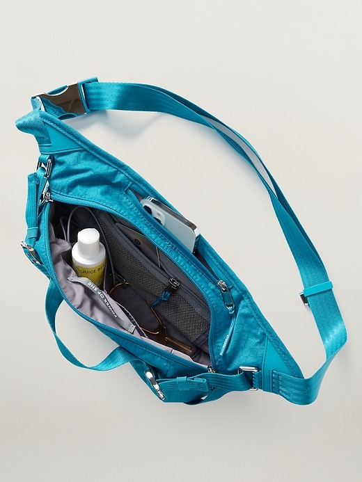 Image number 3 showing, Excursion Crossbody Waistbag