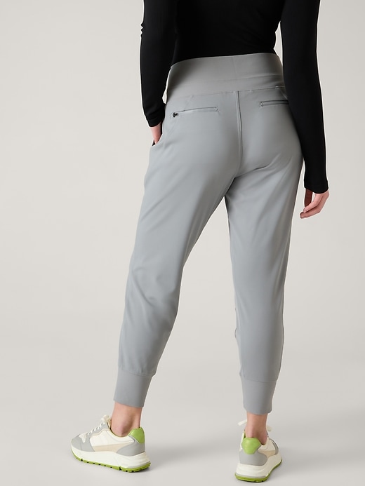 Athleta Joggers JUST $20.98 (Regularly $98) – Over 1,900 5-Star