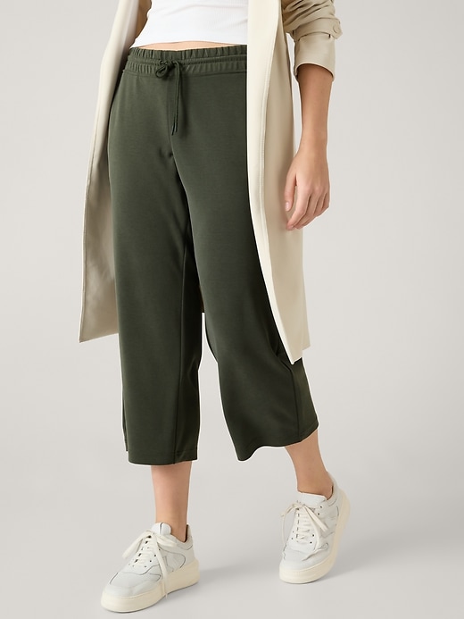 Image number 5 showing, Seasoft Straight Crop Pant