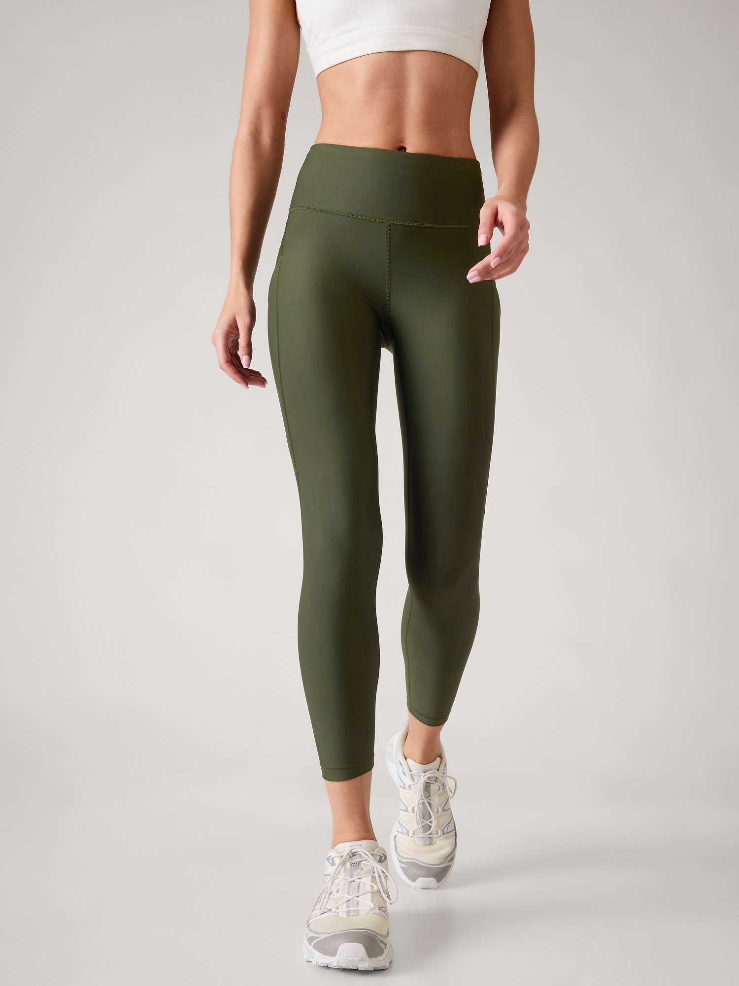 Athleta Blue Elation Crop Leggings- Size XS (Inseam 15) – The Saved  Collection