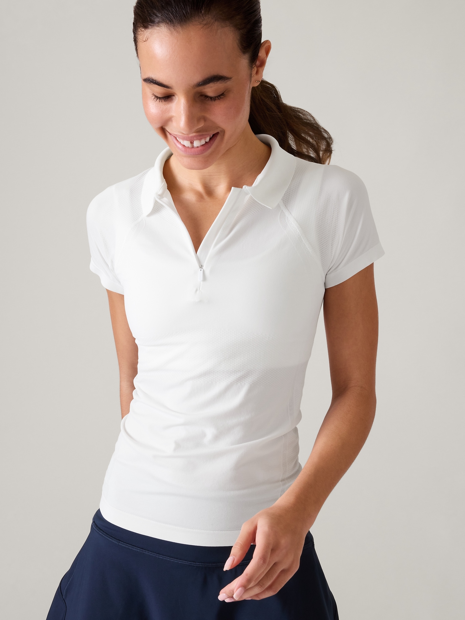 Athleta Luxe Seamless Polo Tee T-Shirt XL Magnolia White Cream