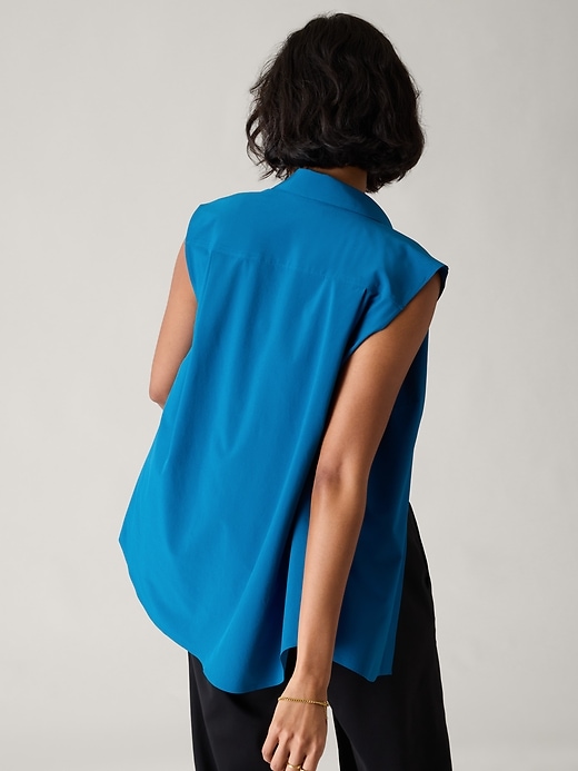 2 of 8 showing, with the color Dark Lapis Blue of product Everlasting Tank